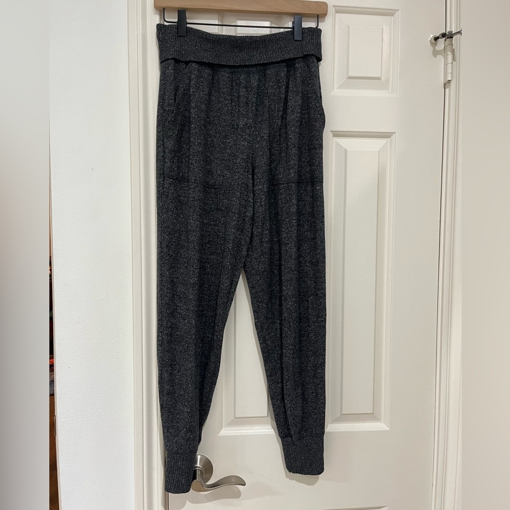 Aerie Charcoal Gray Jogger Pants with Elastic Waistband size small